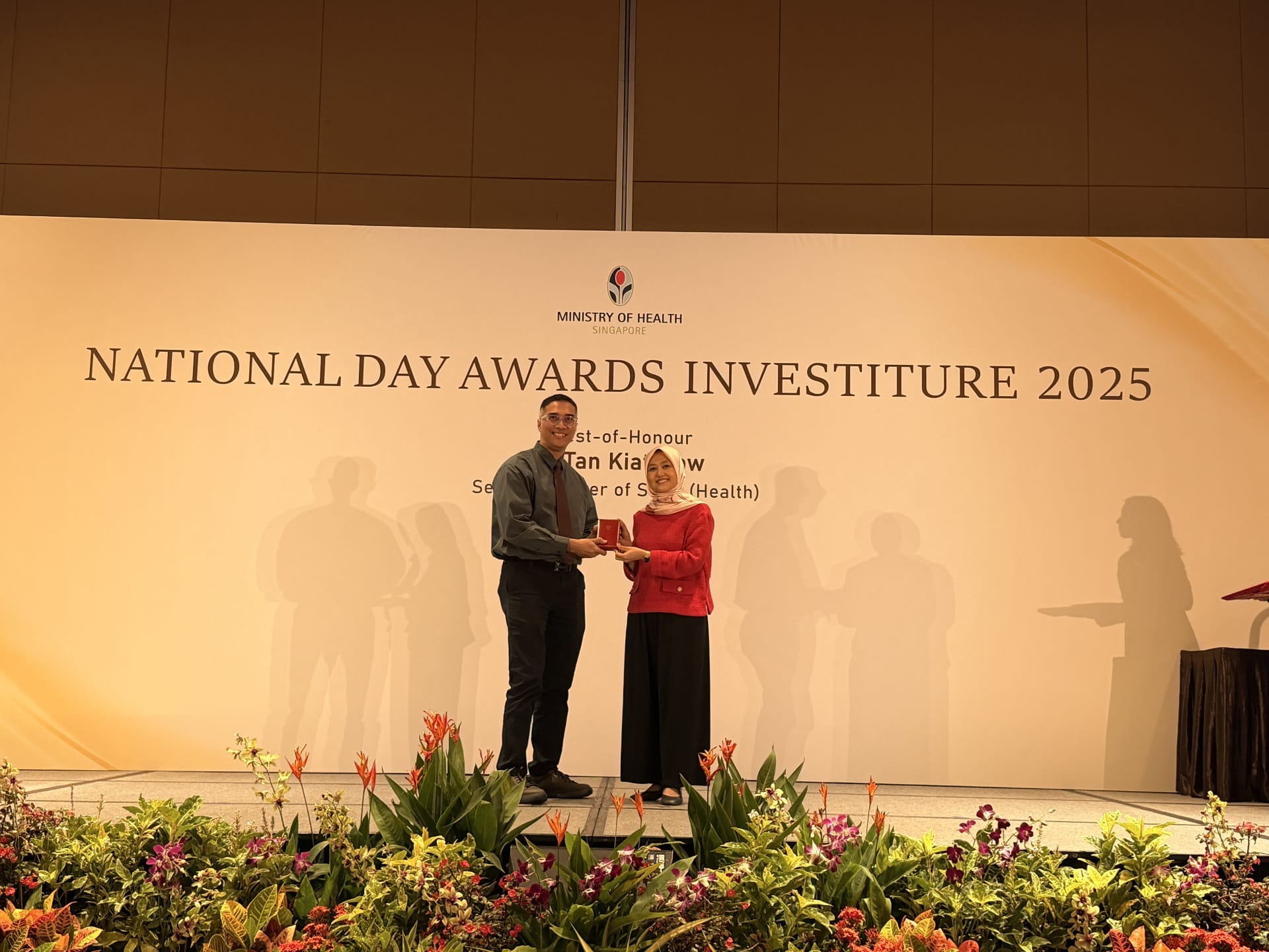 Long Service Medal - AHMAD ITHNIN BIN OSMAN, Senior Associate Executive, ALPS-CGH Non Pharm Supply Chain